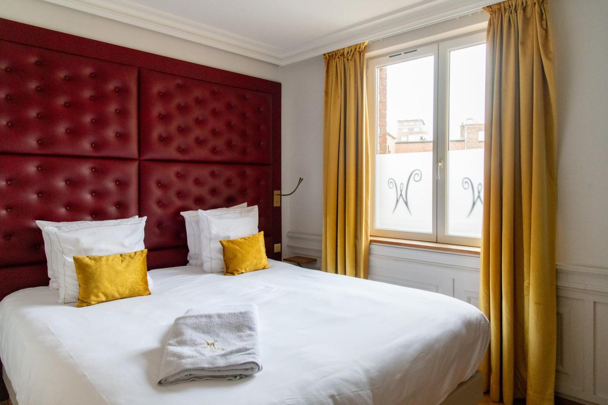 Aux waterzooi Hôtel Merveilleux côté port Dunkirk Exterior foto